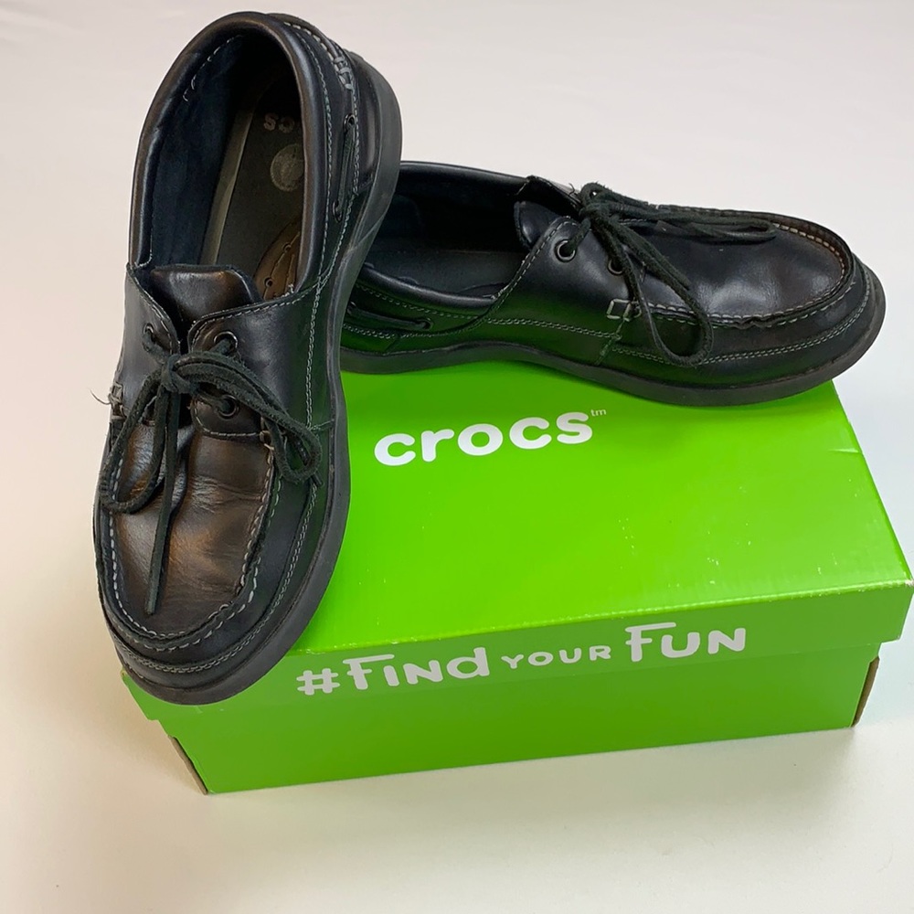 Harborline  Black crocs men’s size 12 with a flaw